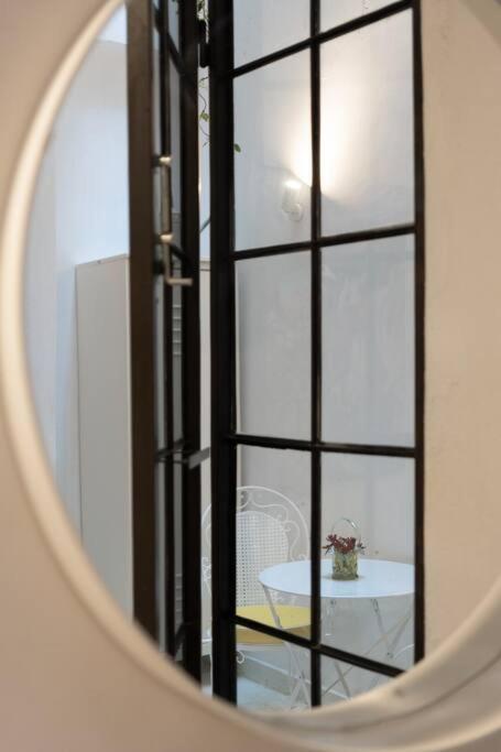 Ebullience - Stylish & Chic Athens Apartment Exterior photo